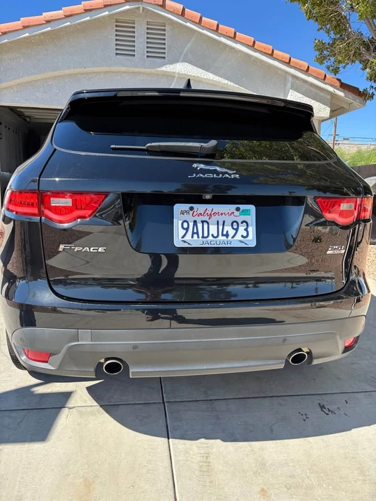 2018 Jaguar F-Pace - Image 15 of 15