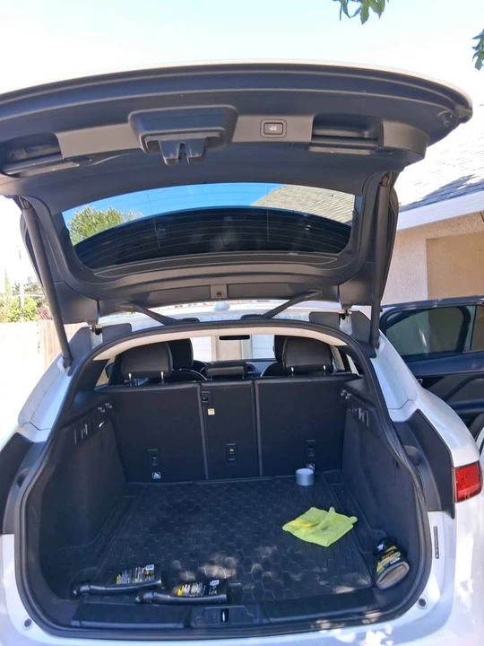 2018 Jaguar F-Pace - Image 2 of 10