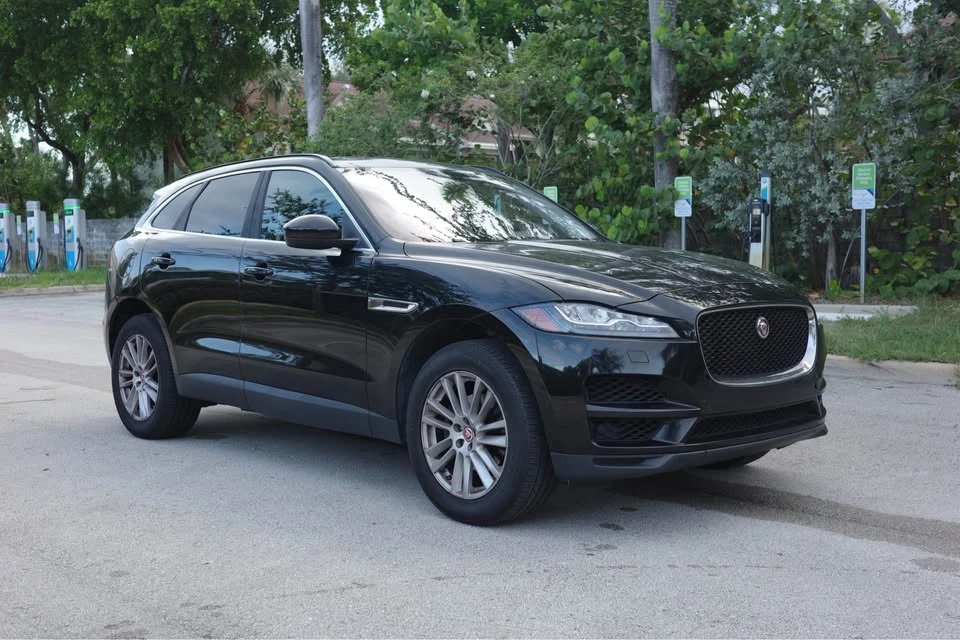 2018 Jaguar F-Pace - Image 8 of 15