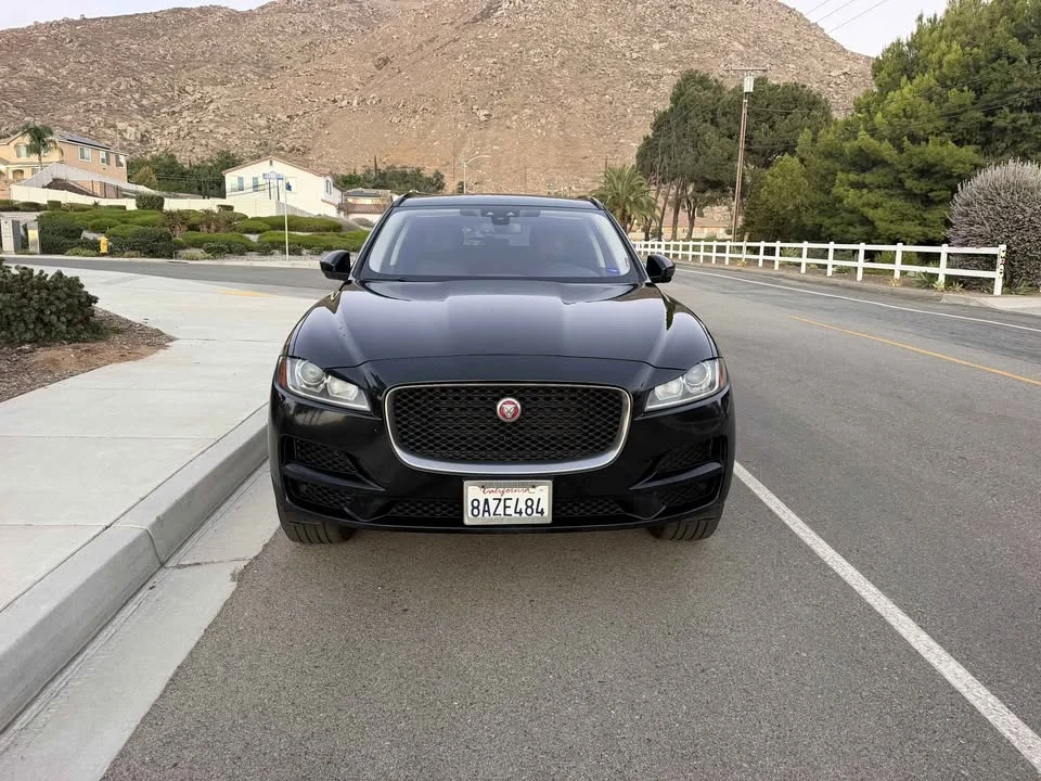 2018 Jaguar F-Pace - Image 5 of 11