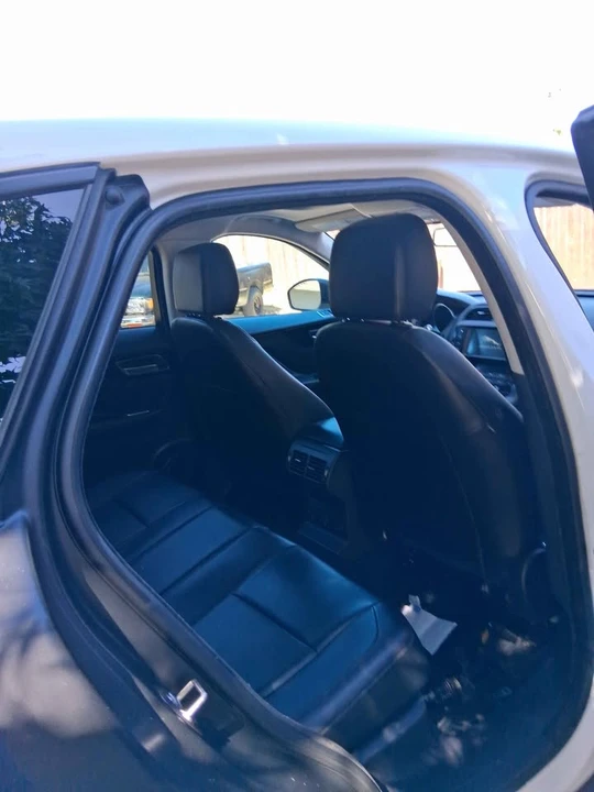 2018 Jaguar F-Pace - Image 3 of 10