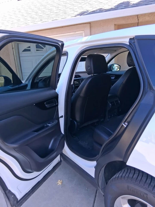 2018 Jaguar F-Pace - Image 6 of 10