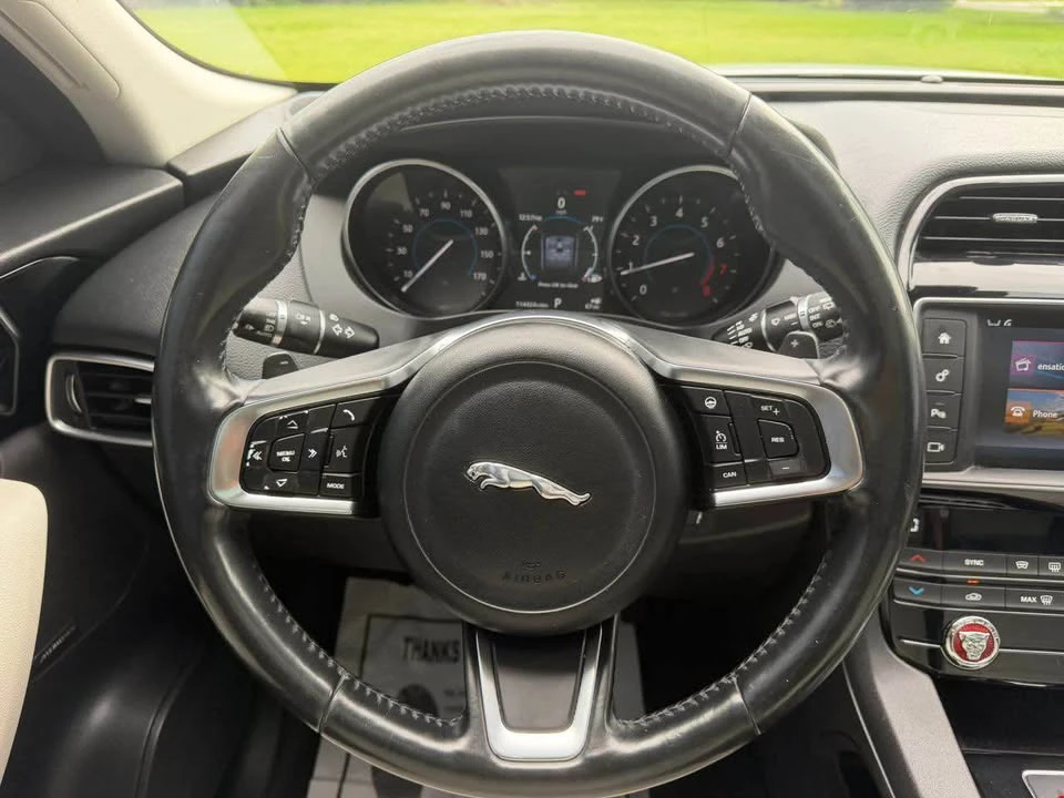 2018 Jaguar F-Pace - Image 10 of 15