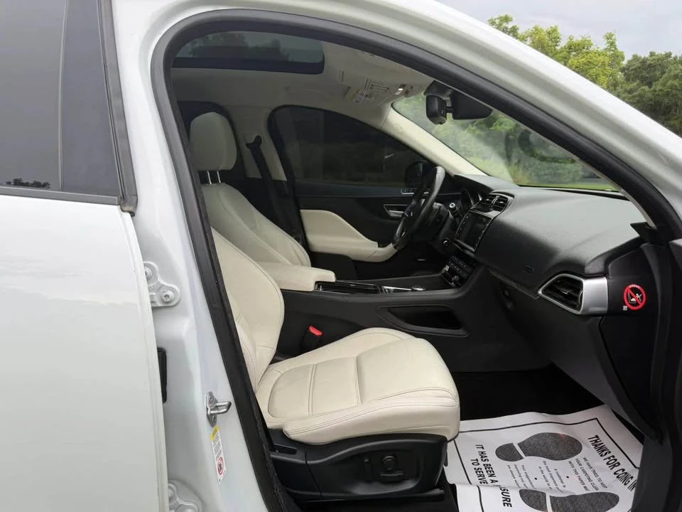 2018 Jaguar F-Pace - Image 6 of 15