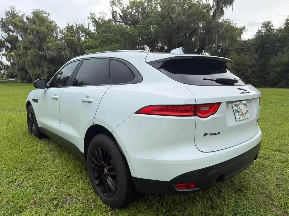 2018 Jaguar F-Pace - Image 4 of 15