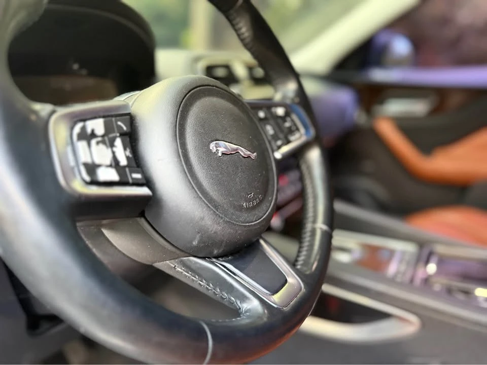 2018 Jaguar F-Pace - Image 12 of 12