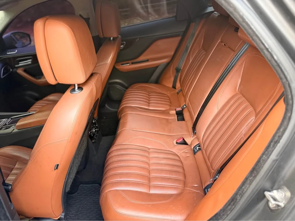 2018 Jaguar F-Pace - Image 9 of 12