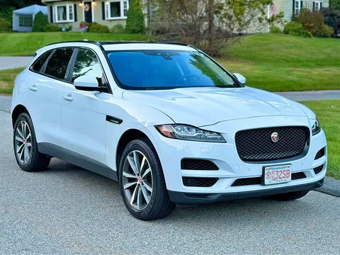 2018 Jaguar F-PACE 25t Prestige Sport Utility 4D