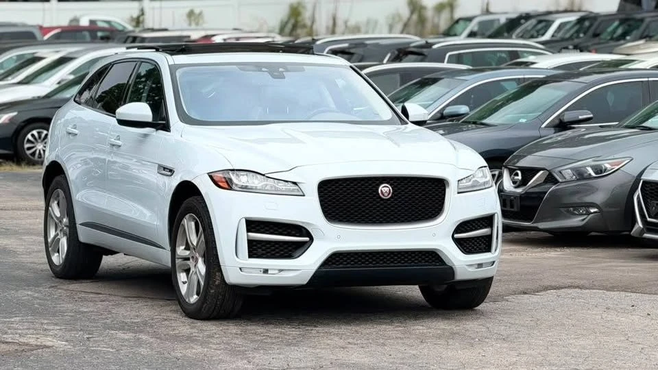 2018 Jaguar F-Pace - Image 4 of 20