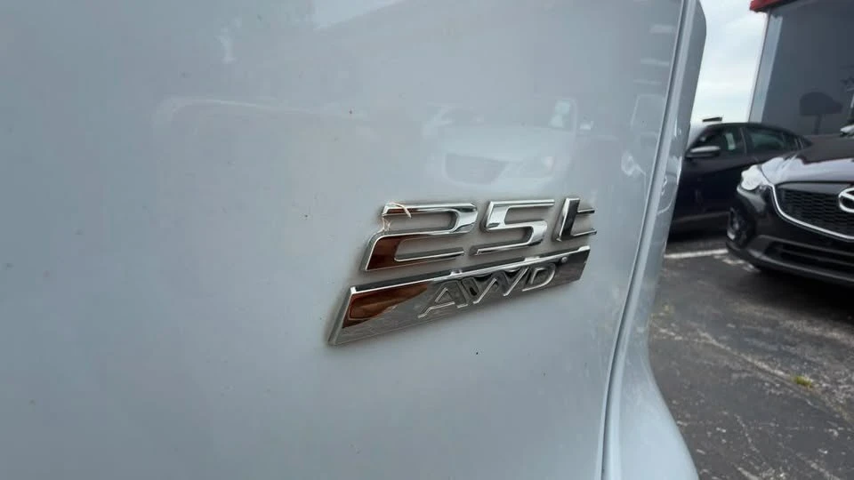 2018 Jaguar F-Pace - Image 8 of 20