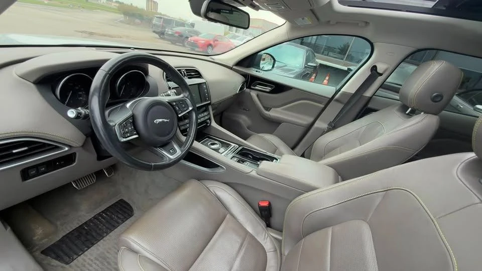 2018 Jaguar F-Pace - Image 15 of 20