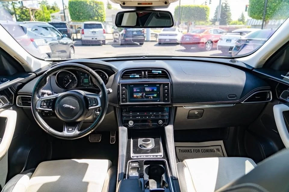 2018 Jaguar F-Pace - Image 20 of 20