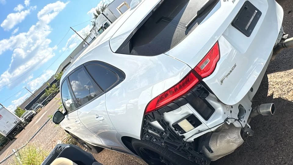 2018 Jaguar F-Pace - Image 3 of 4