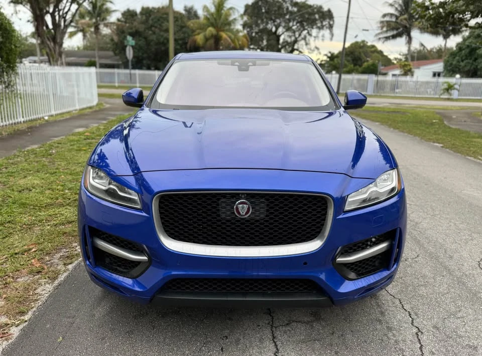 2018 Jaguar F-Pace - Image 2 of 15