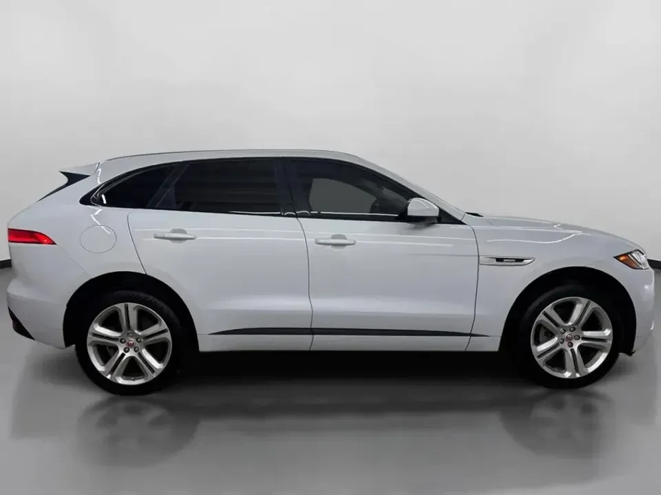 2018 Jaguar F-Pace - Image 5 of 15