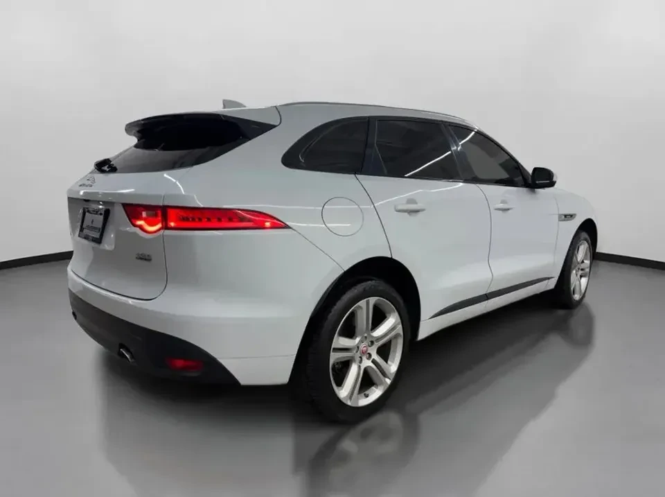 2018 Jaguar F-Pace - Image 4 of 15