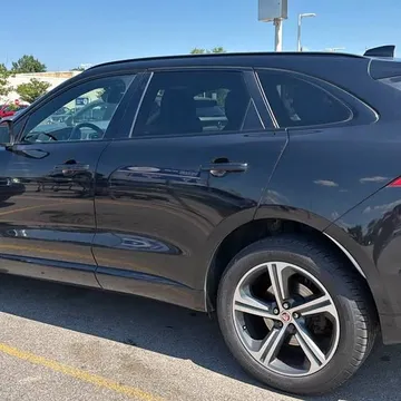 2018 Jaguar F-PACE 25t R-Sport SUV 4D