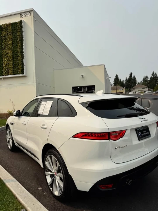 2018 Jaguar F-Pace - Image 4 of 6