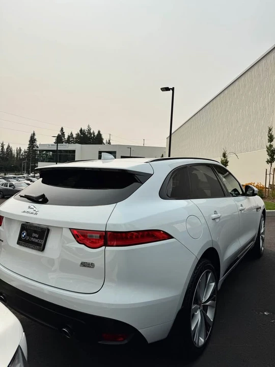 2018 Jaguar F-Pace - Image 5 of 6