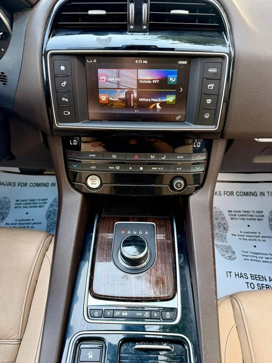 2018 Jaguar F-Pace - Image 2 of 20