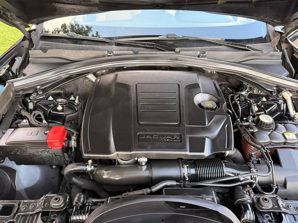 2018 Jaguar F-Pace - Image 14 of 20
