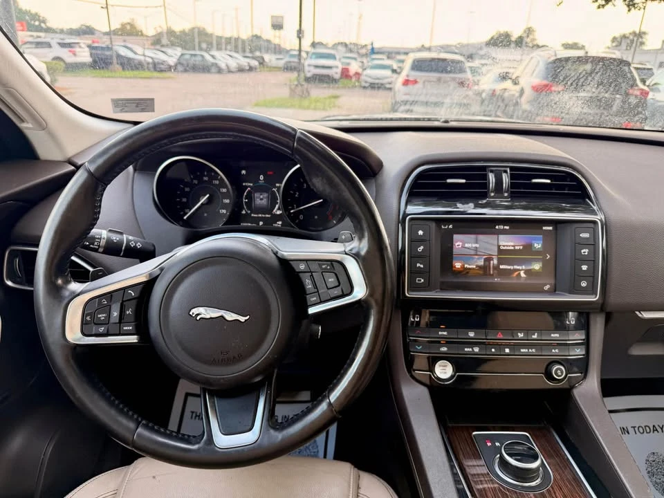 2018 Jaguar F-Pace - Image 6 of 20