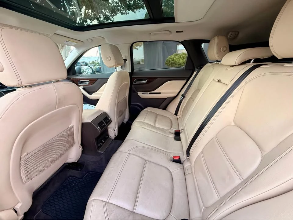 2018 Jaguar F-Pace - Image 16 of 20