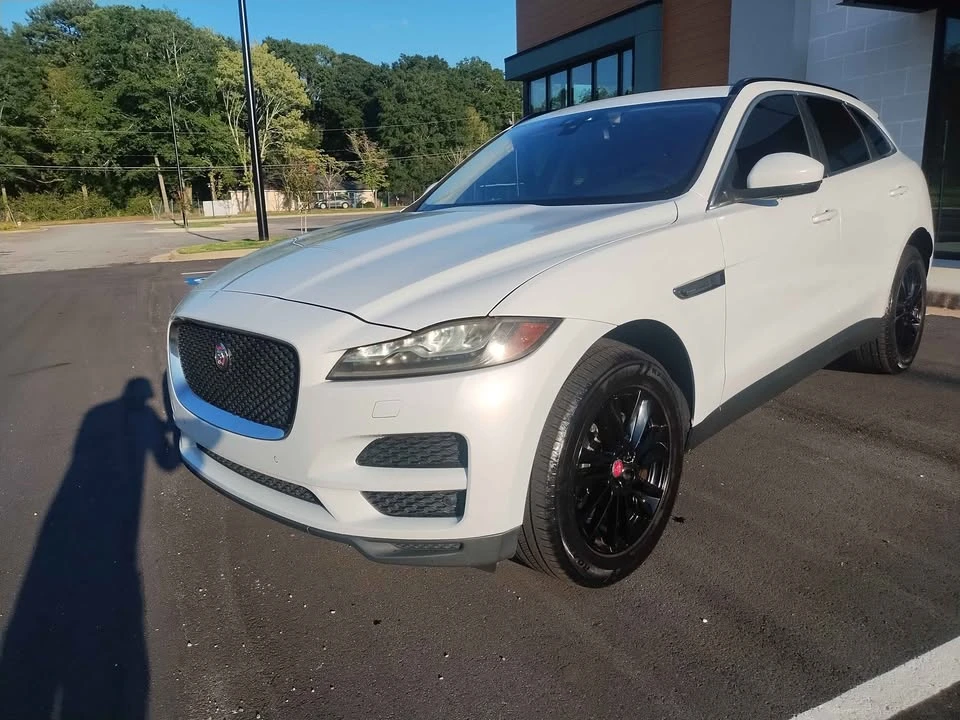 2018 Jaguar F-Pace - Image 3 of 17