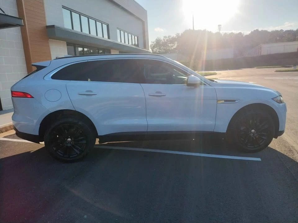 2018 Jaguar F-Pace - Image 8 of 17