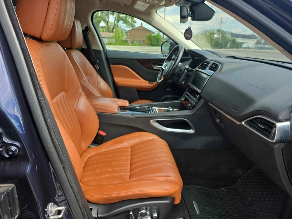 2018 Jaguar F-Pace - Image 12 of 17