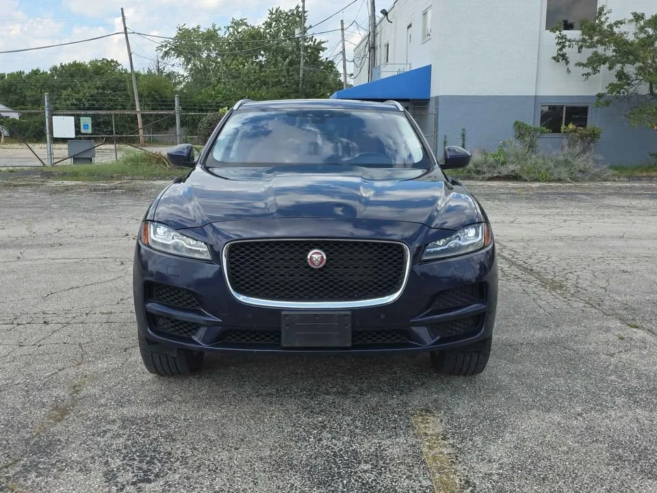 2018 Jaguar F-Pace - Image 2 of 17