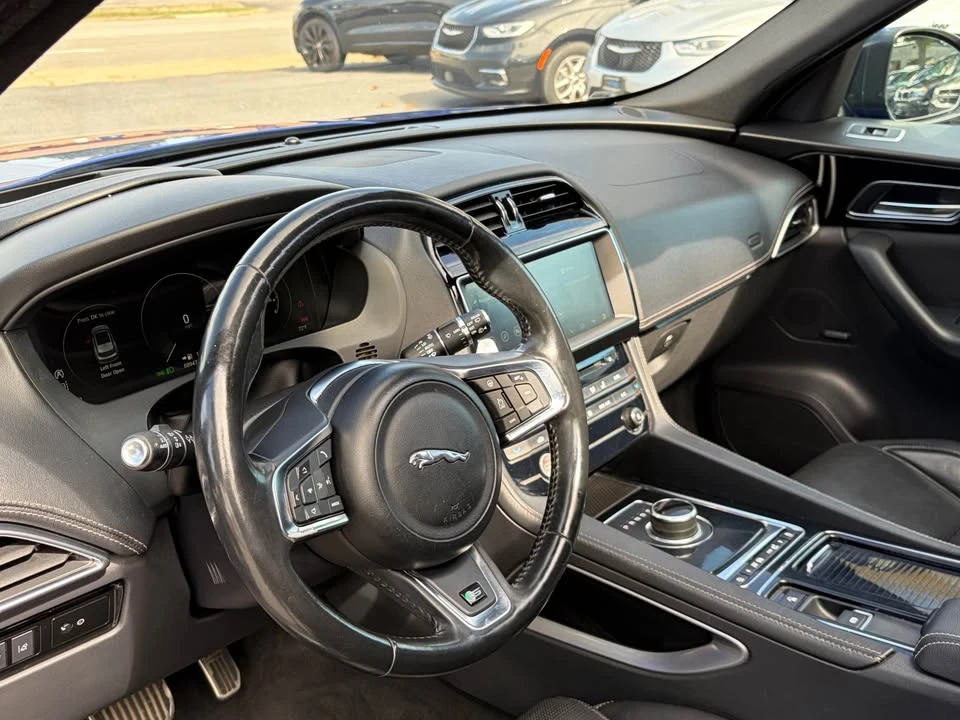 2018 Jaguar F-Pace - Image 8 of 20