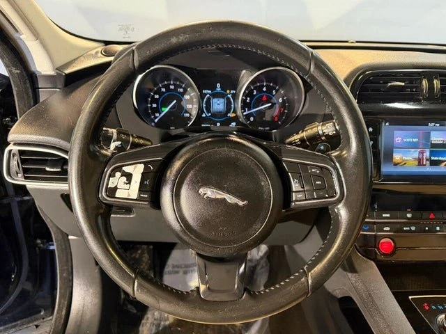 2018 Jaguar F-Pace - Image 14 of 19