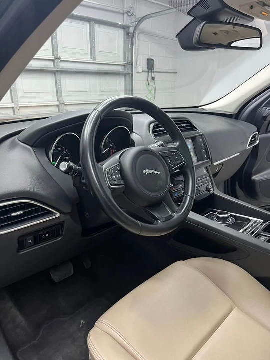 2018 Jaguar F-Pace - Image 4 of 5