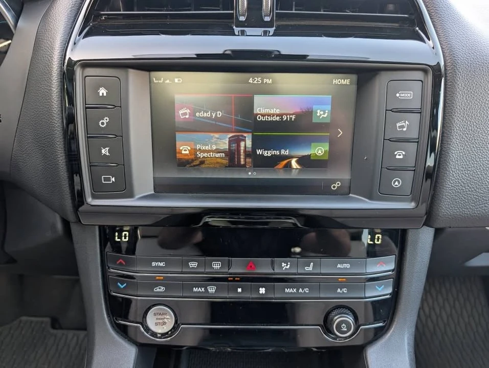 2018 Jaguar F-Pace - Image 13 of 20