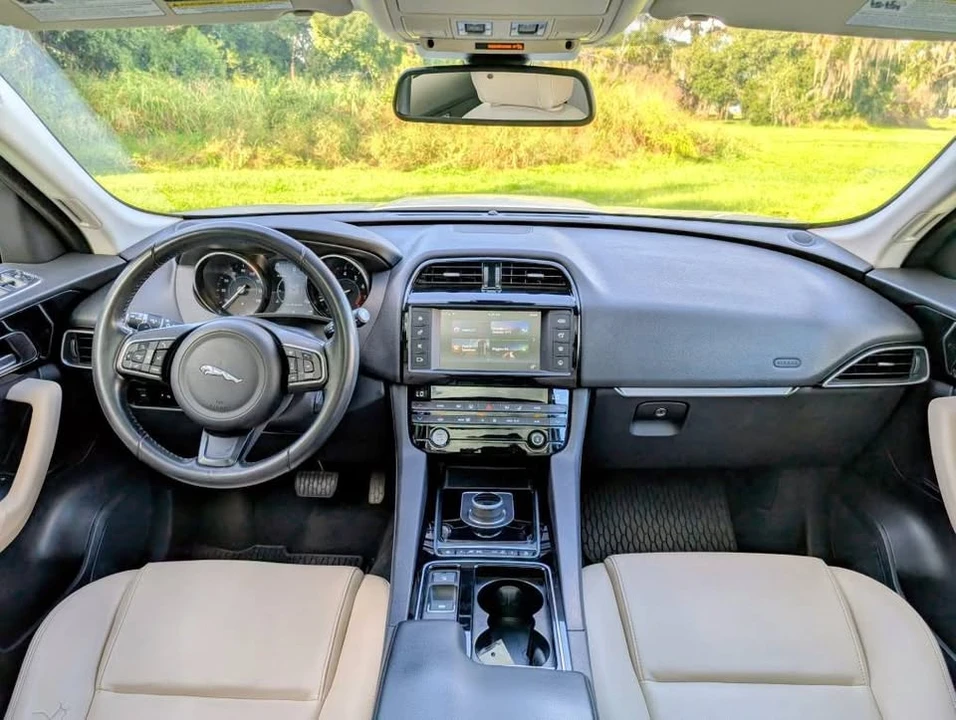 2018 Jaguar F-Pace - Image 12 of 20
