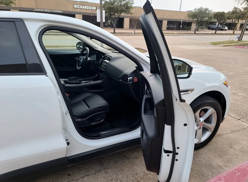 2018 Jaguar F-Pace - Image 11 of 20