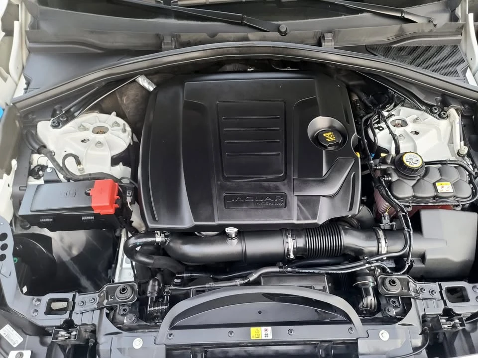 2018 Jaguar F-Pace - Image 18 of 20