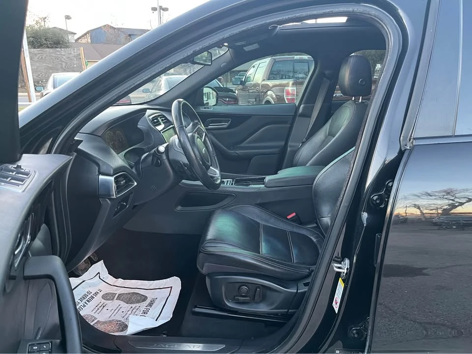 2018 Jaguar F-Pace - Image 3 of 19