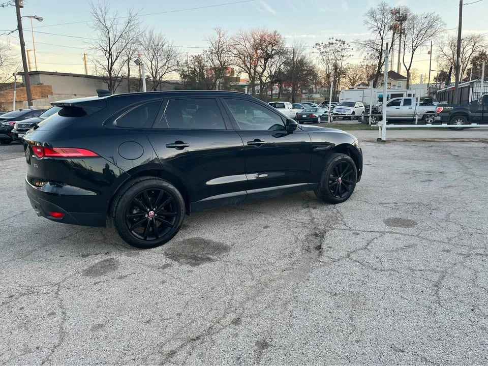 2018 Jaguar F-Pace - Image 9 of 19