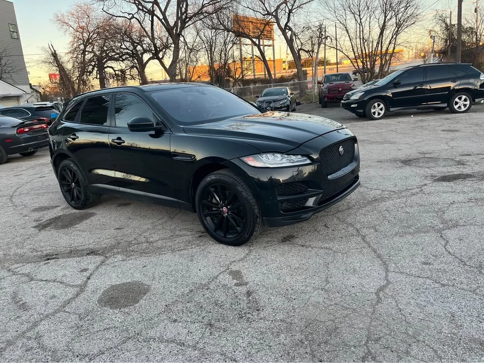 2018 Jaguar F-Pace - Image 17 of 19