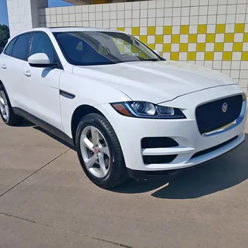 2018 Jaguar F-PACE 30t Premium