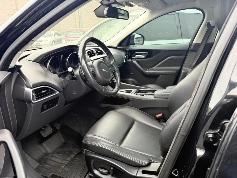 2018 Jaguar F-Pace - Image 10 of 12