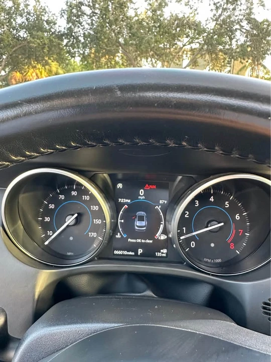 2018 Jaguar F-Pace - Image 14 of 19