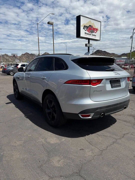 2018 Jaguar F-Pace - Image 2 of 12