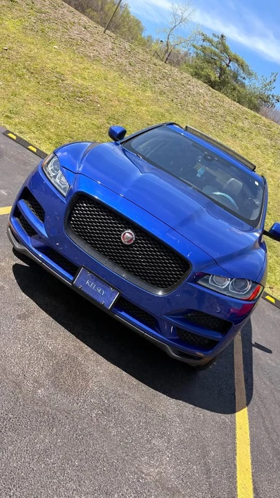 2018 Jaguar F-Pace - Image 8 of 9