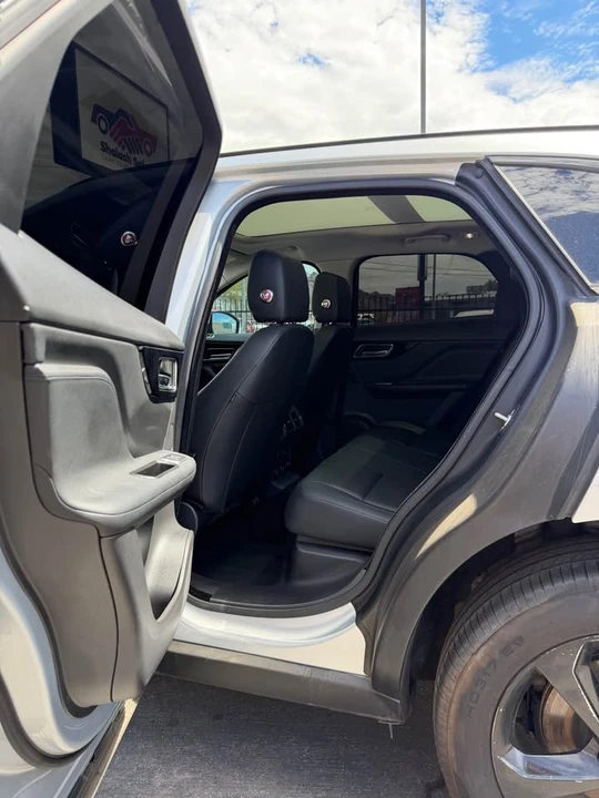 2018 Jaguar F-Pace - Image 6 of 12