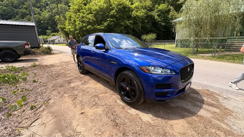 2018 Jaguar F-Pace - Image 4 of 9