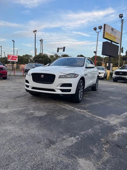 2018 Jaguar F-Pace - Image 2 of 15