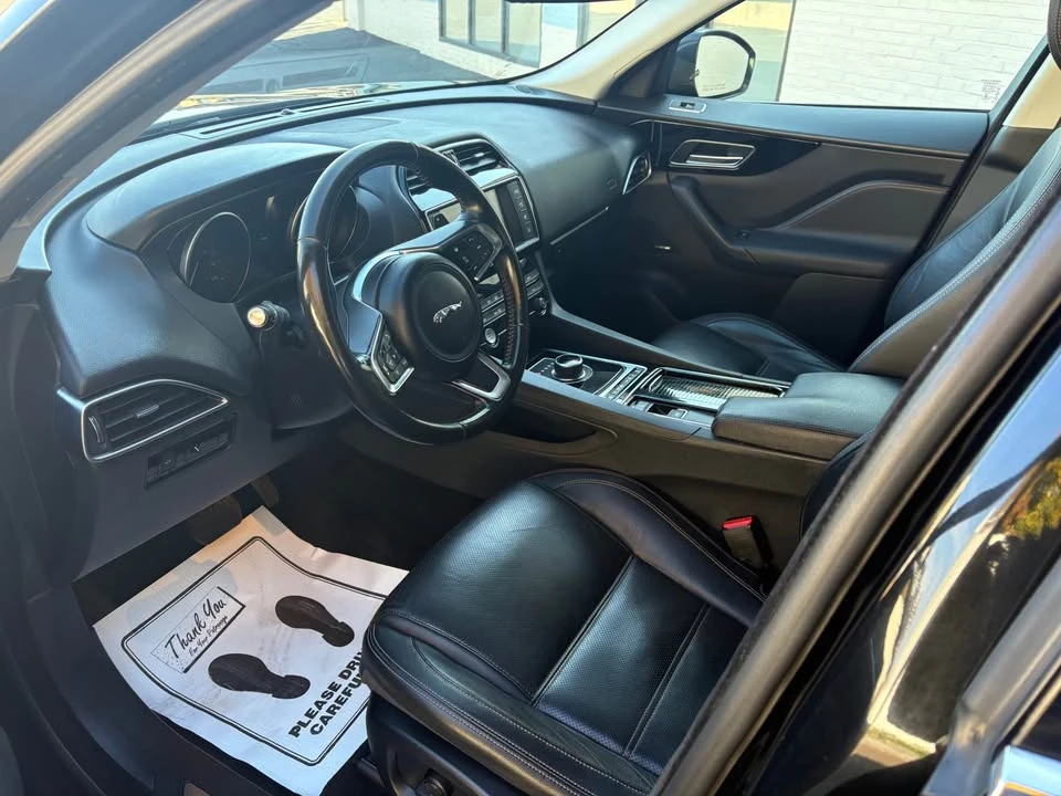 2018 Jaguar F-Pace - Image 14 of 20